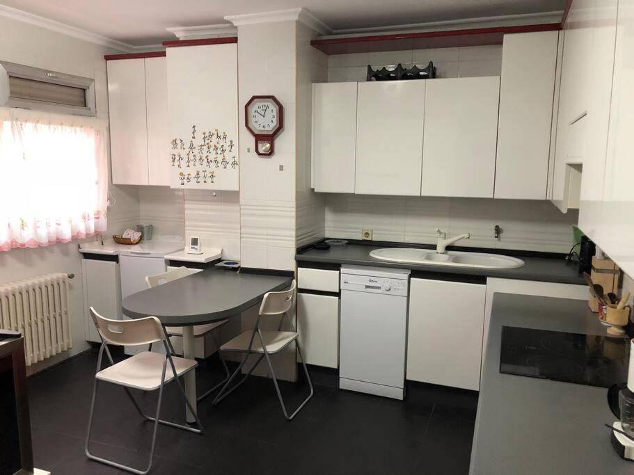 Appartement Lekker&Vida, Vivienda De Uso Turistico, Centrica, Garaje En El Edificio à Valladolid Extérieur photo